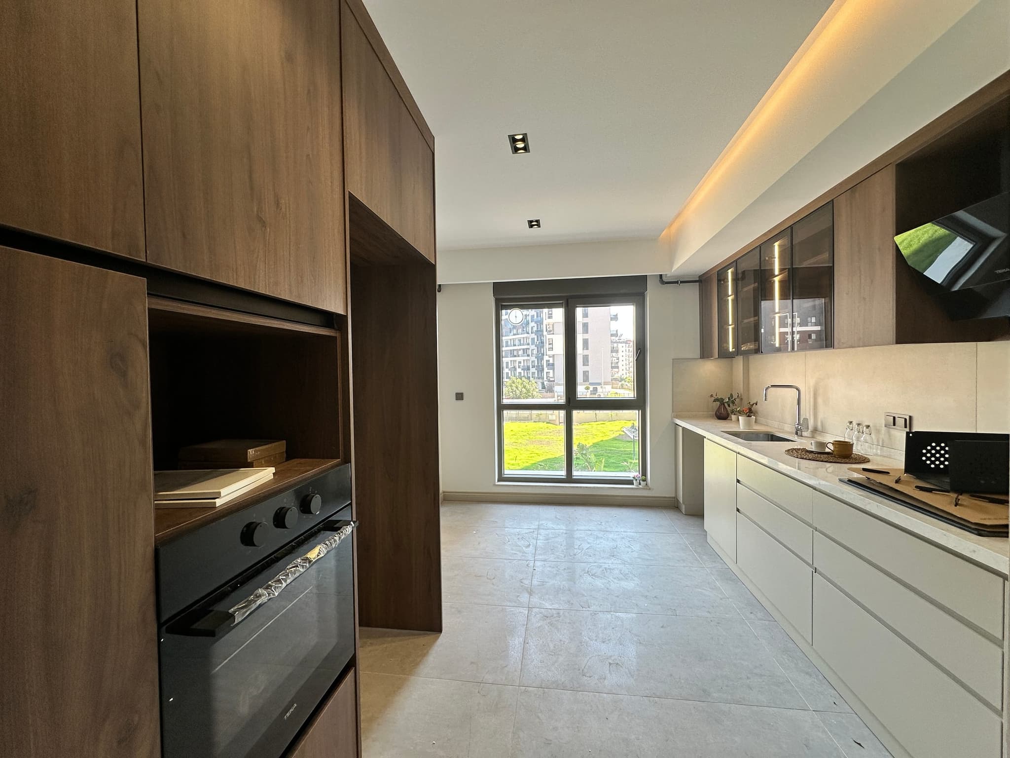 ÇANKAYA'DA HAVUZLU SİTE İÇERİSİNDE ULTRA LÜKS 3+1 SATILIK DAİRE