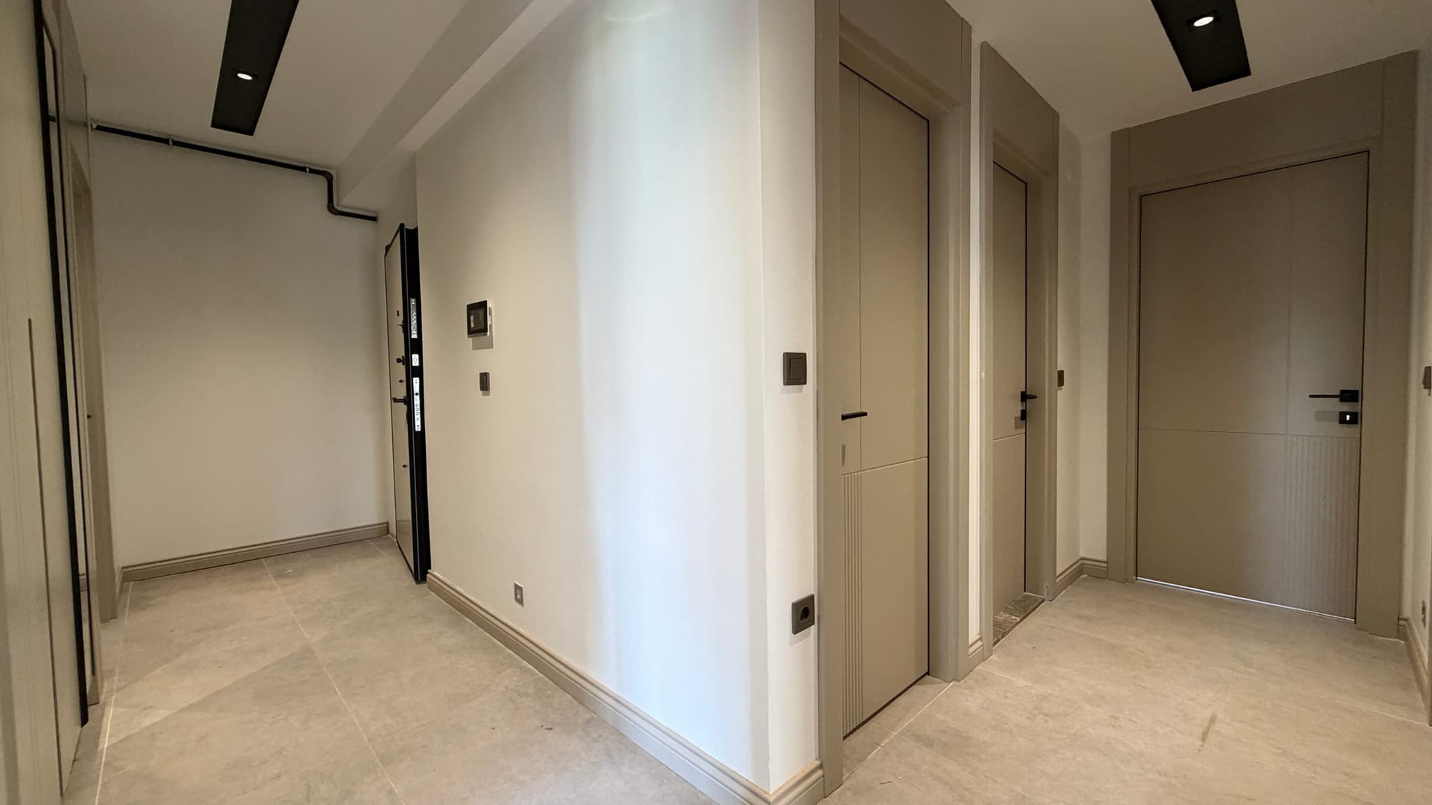 ÇANKAYA'DA HAVUZLU SİTE İÇERİSİNDE ULTRA LÜKS 3+1 SATILIK DAİRE