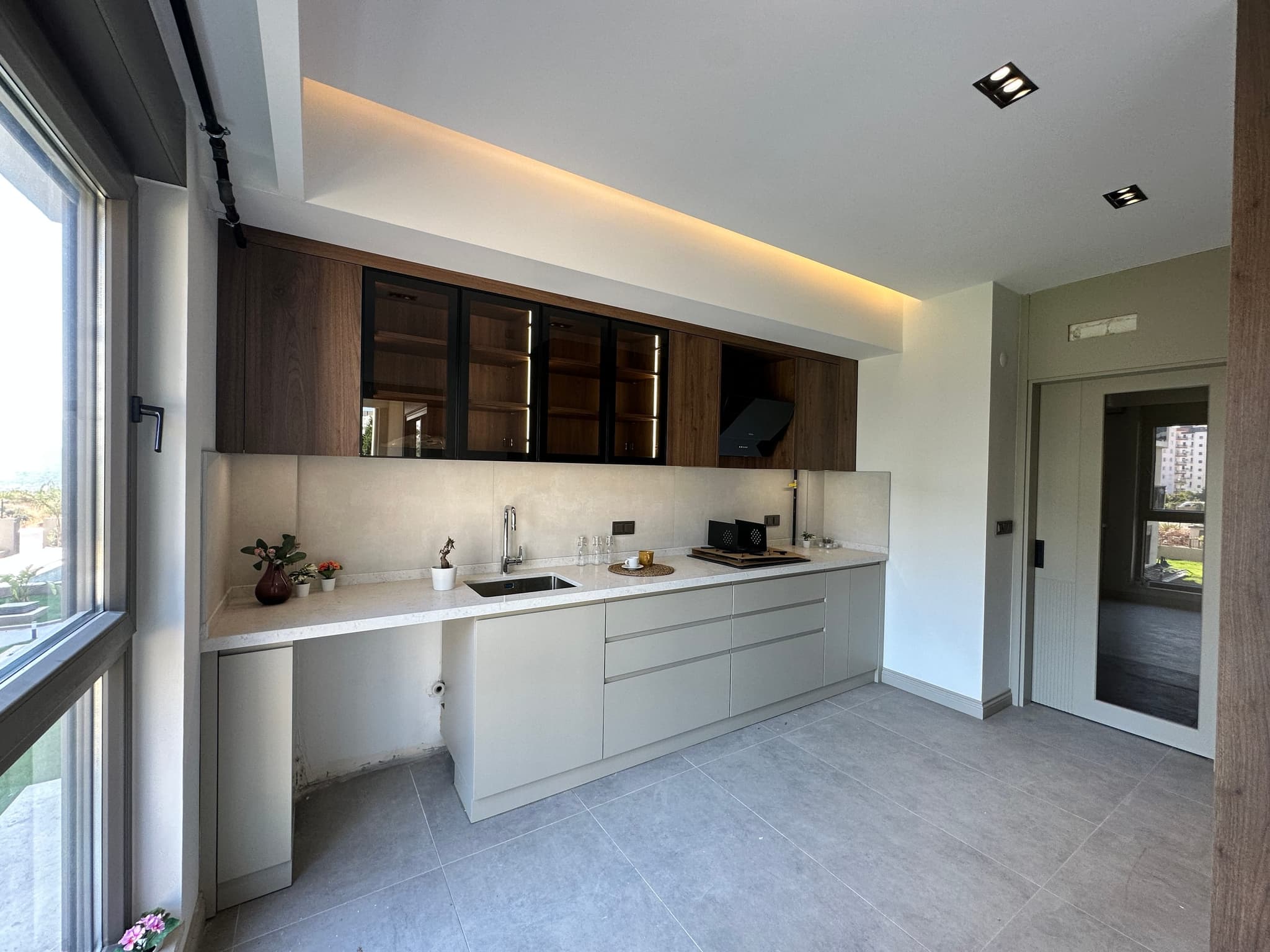 ÇANKAYA'DA HAVUZLU SİTE İÇERİSİNDE ULTRA LÜKS 3+1 SATILIK DAİRE