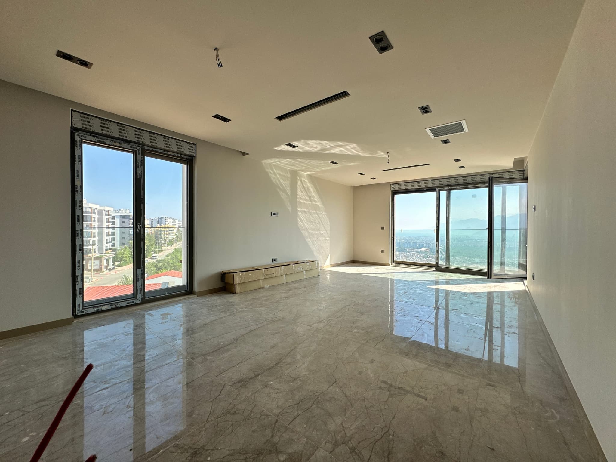 TERRA MODERN'DE FULL MANZARALI ULTRA LÜKS 4+1 SATILIK DAİRE