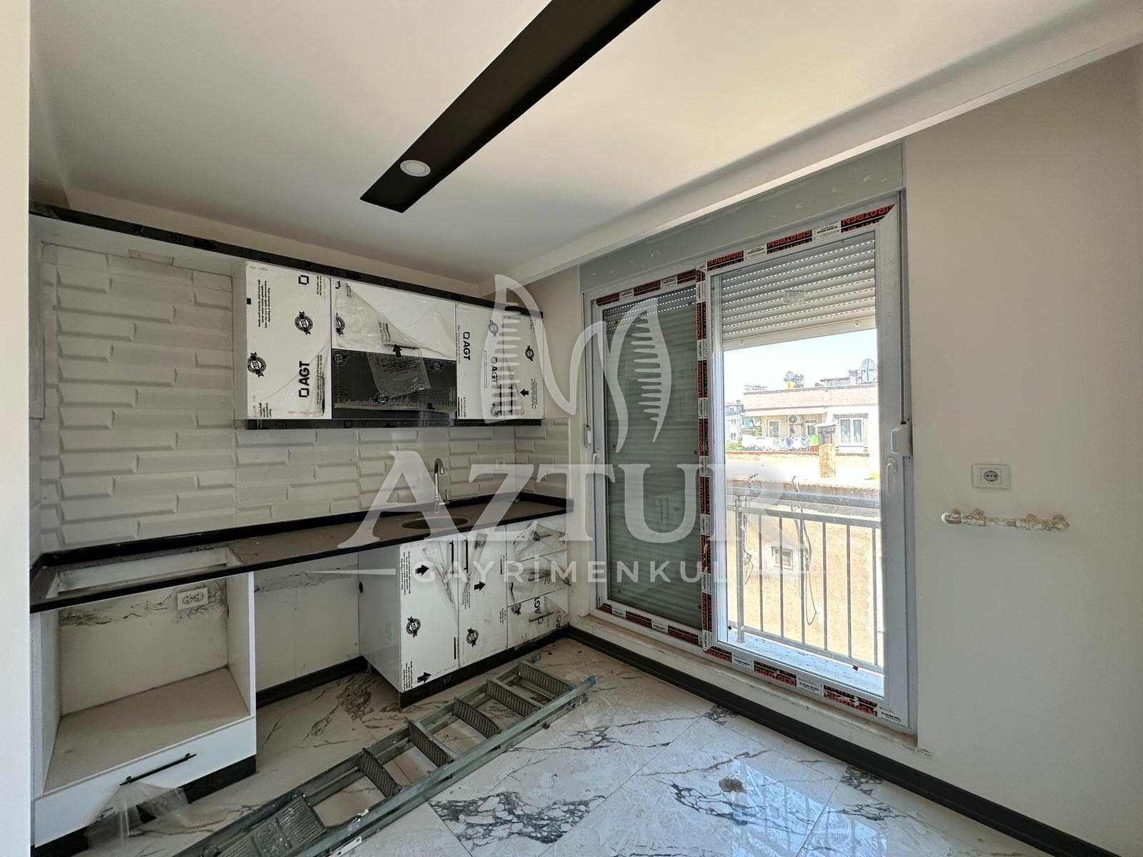 HÜSNÜ KARAKAŞ'TA HASTANEYE YÜRÜME MESAFESİNDE 5+1 DUBLEKS DAİRE