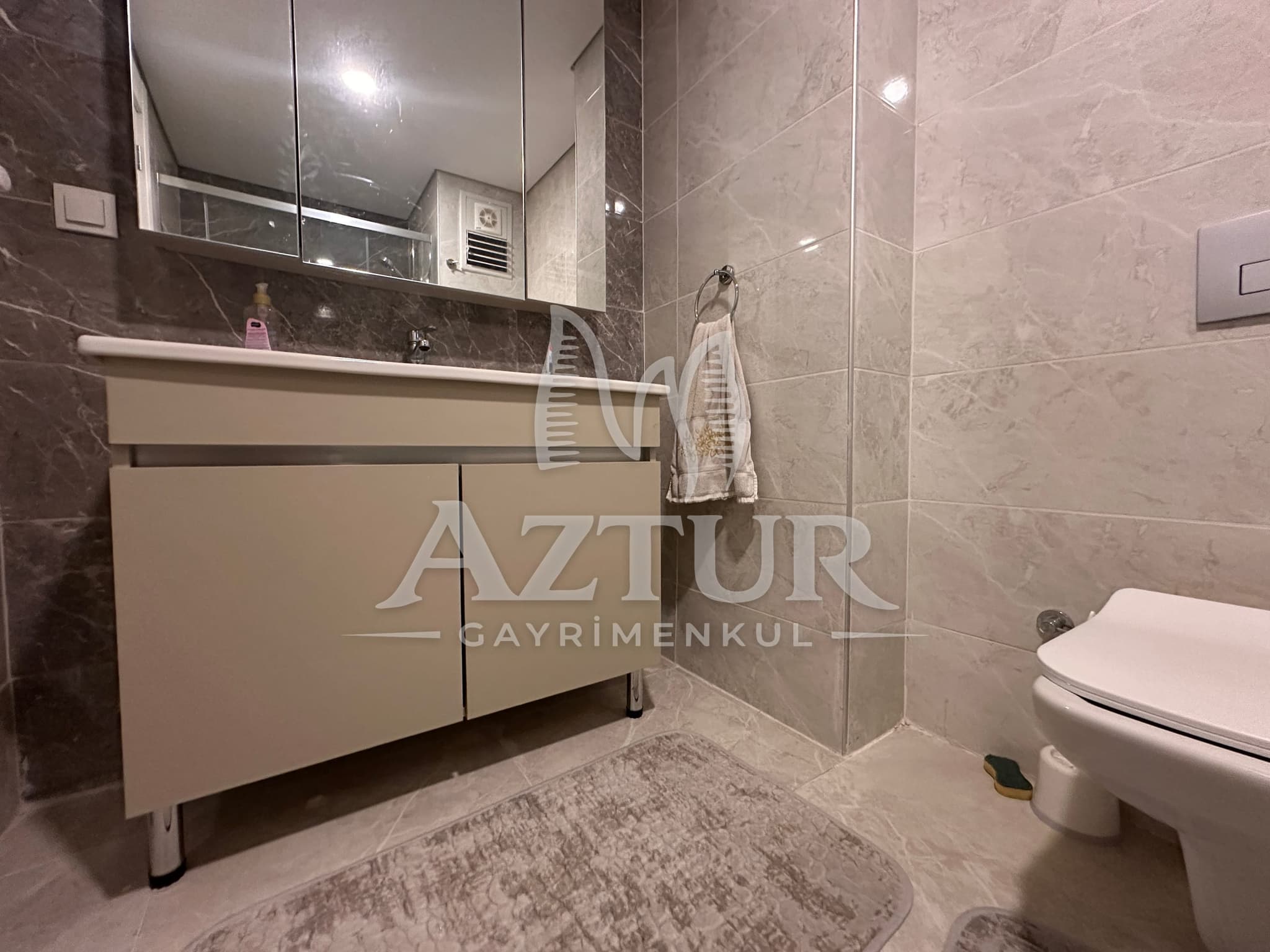 SUR YAPI TURKUAZ KONUTLARINDA ARAKAT 3+1 SATILIK DAİRE