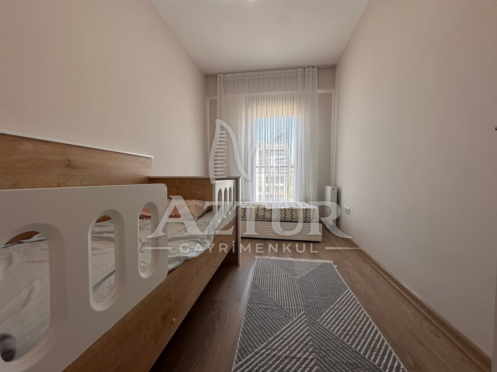 SUR YAPI TURKUAZ KONUTLARINDA ARAKAT 3+1 SATILIK DAİRE