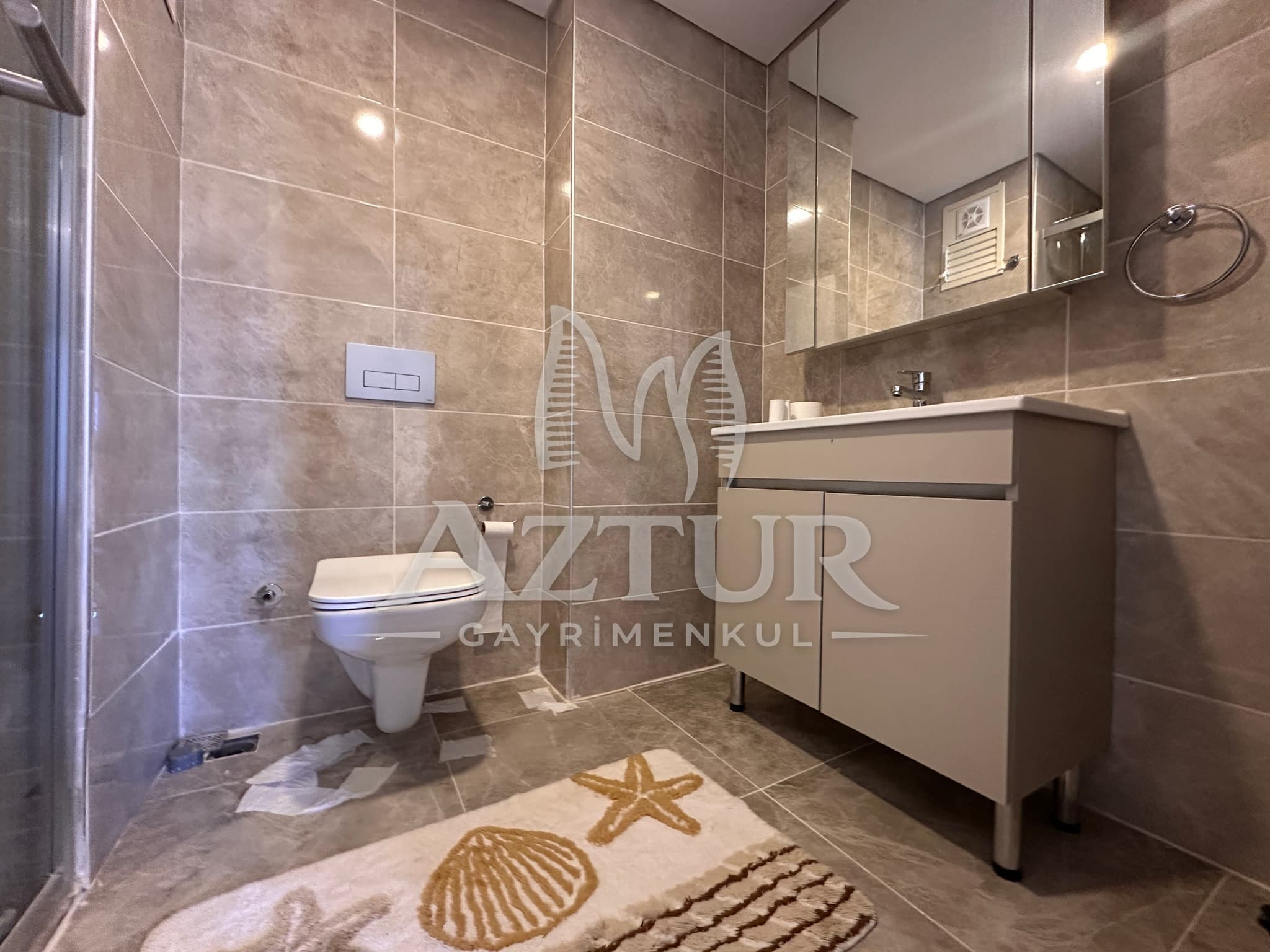 SUR YAPI TURKUAZ KONUTLARINDA ARAKAT 3+1 SATILIK DAİRE