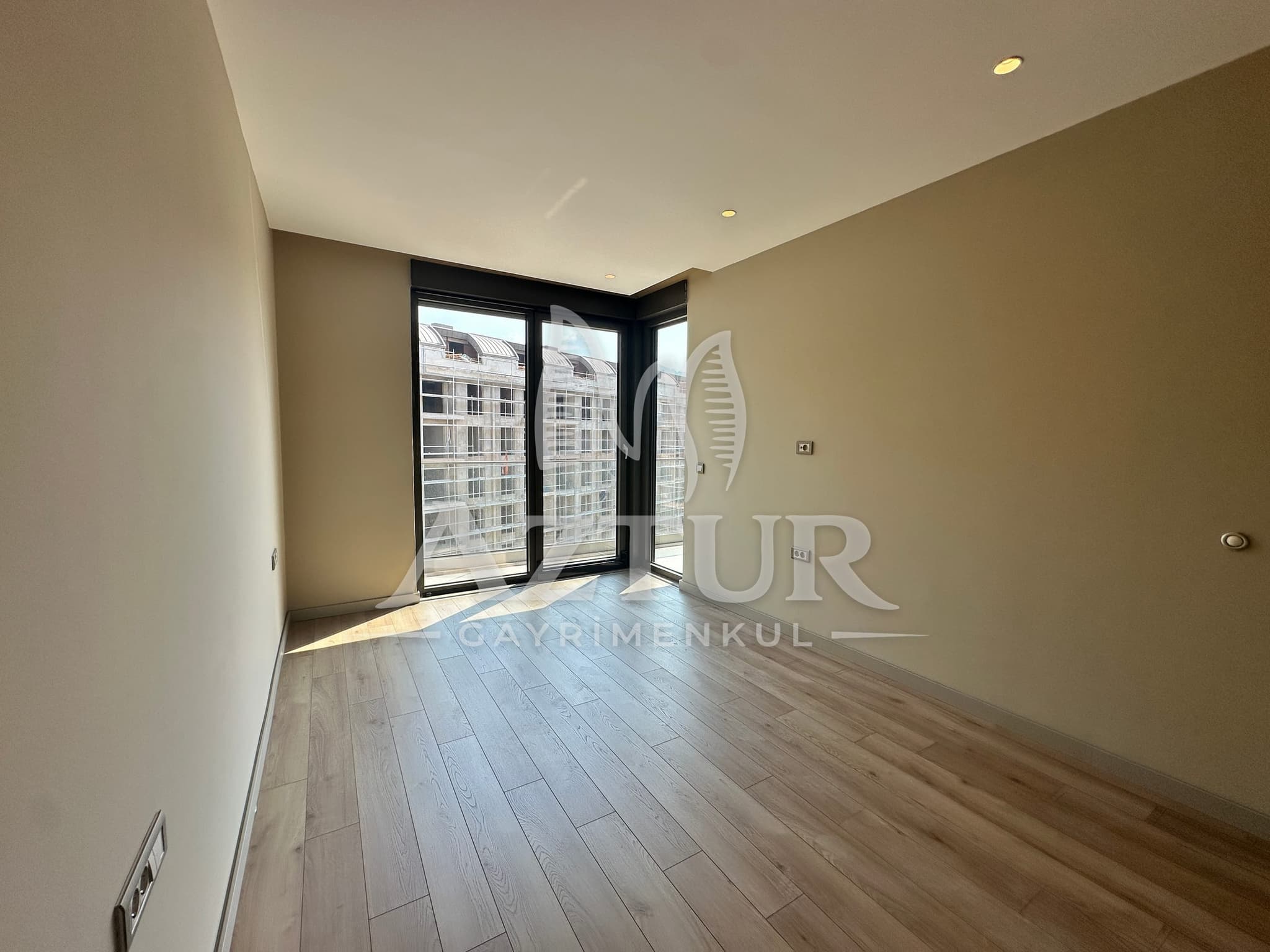 HURMA'DA PRESTİJLİ ULTRA LÜKS SİTE İÇERİSİNDE 1+1 / 2+1 SATILIK DAİRELER