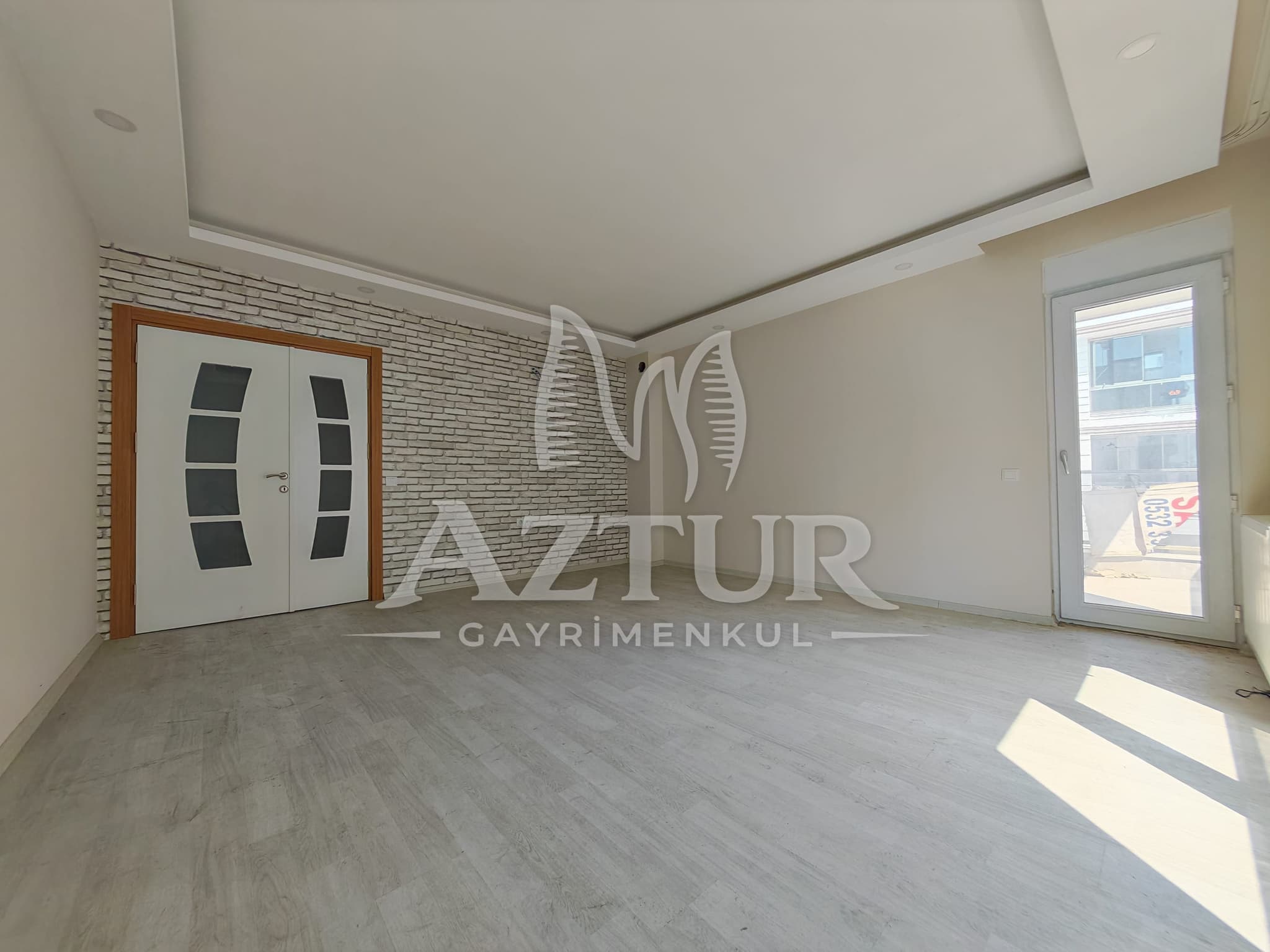 BÜYÜKŞEHİR BELEDİYESİNE YAKIN KONUMDA ARAKAT SIFIR 2+1 SATILIK DAİRE