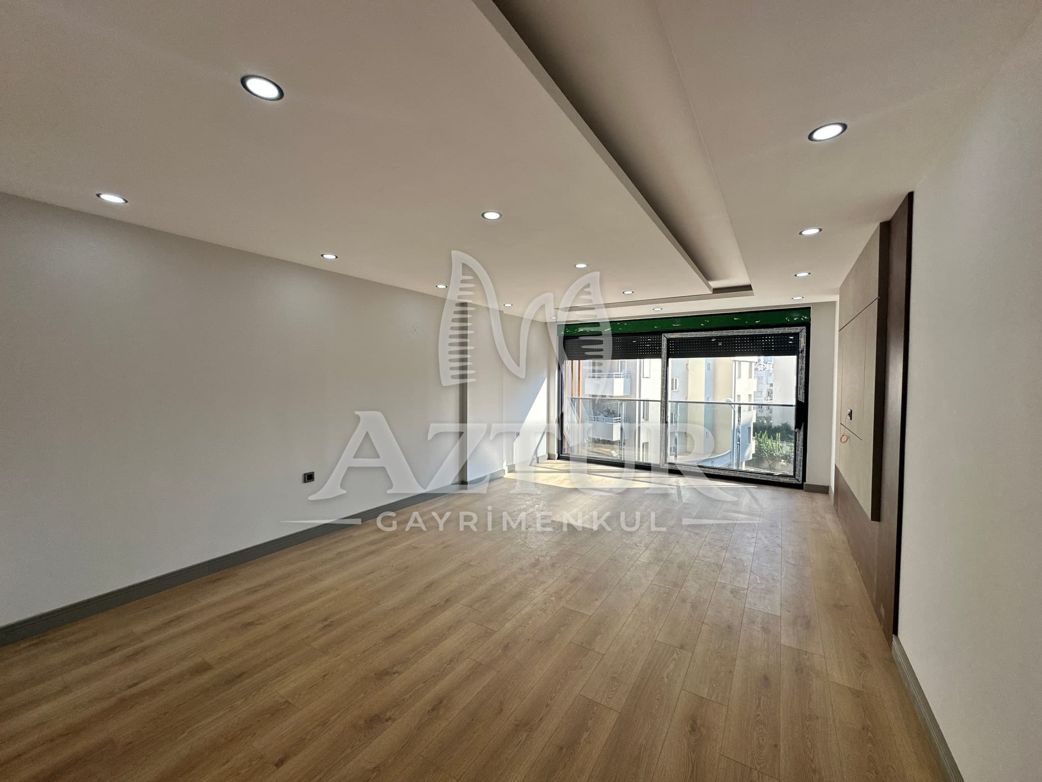 KONYAALTI PINARBAŞI'NDA İSKANLI SIFIR LÜKS 3+1 SATILIK DAİRE