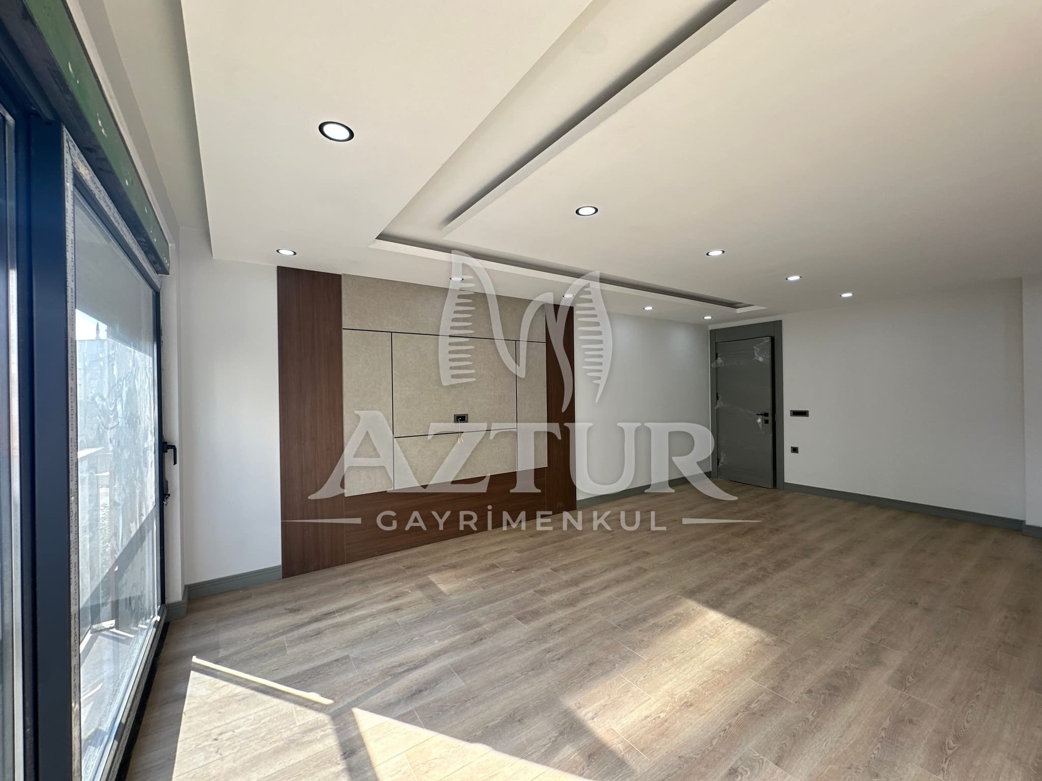 KONYAALTI PINARBAŞI'NDA İSKANLI SIFIR LÜKS 3+1 SATILIK DAİRE