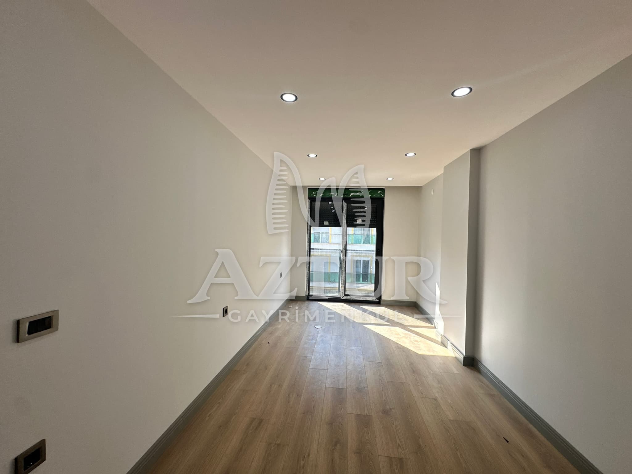 KONYAALTI PINARBAŞI'NDA İSKANLI SIFIR LÜKS 3+1 SATILIK DAİRE