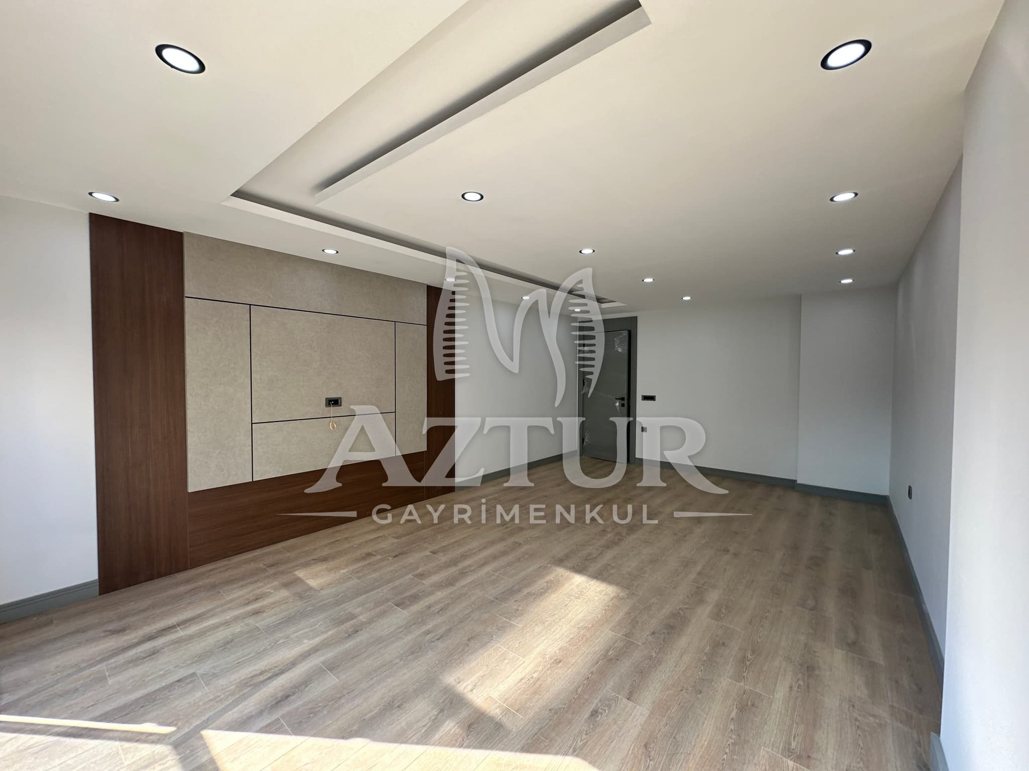 KONYAALTI PINARBAŞI'NDA İSKANLI SIFIR LÜKS 3+1 SATILIK DAİRE