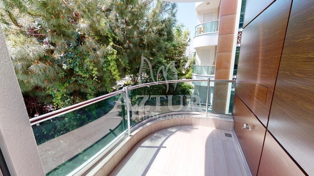KONYAALTI LİMAN MH DENİZE 100M SATILIK 1+1 ARAKAT DAİRE