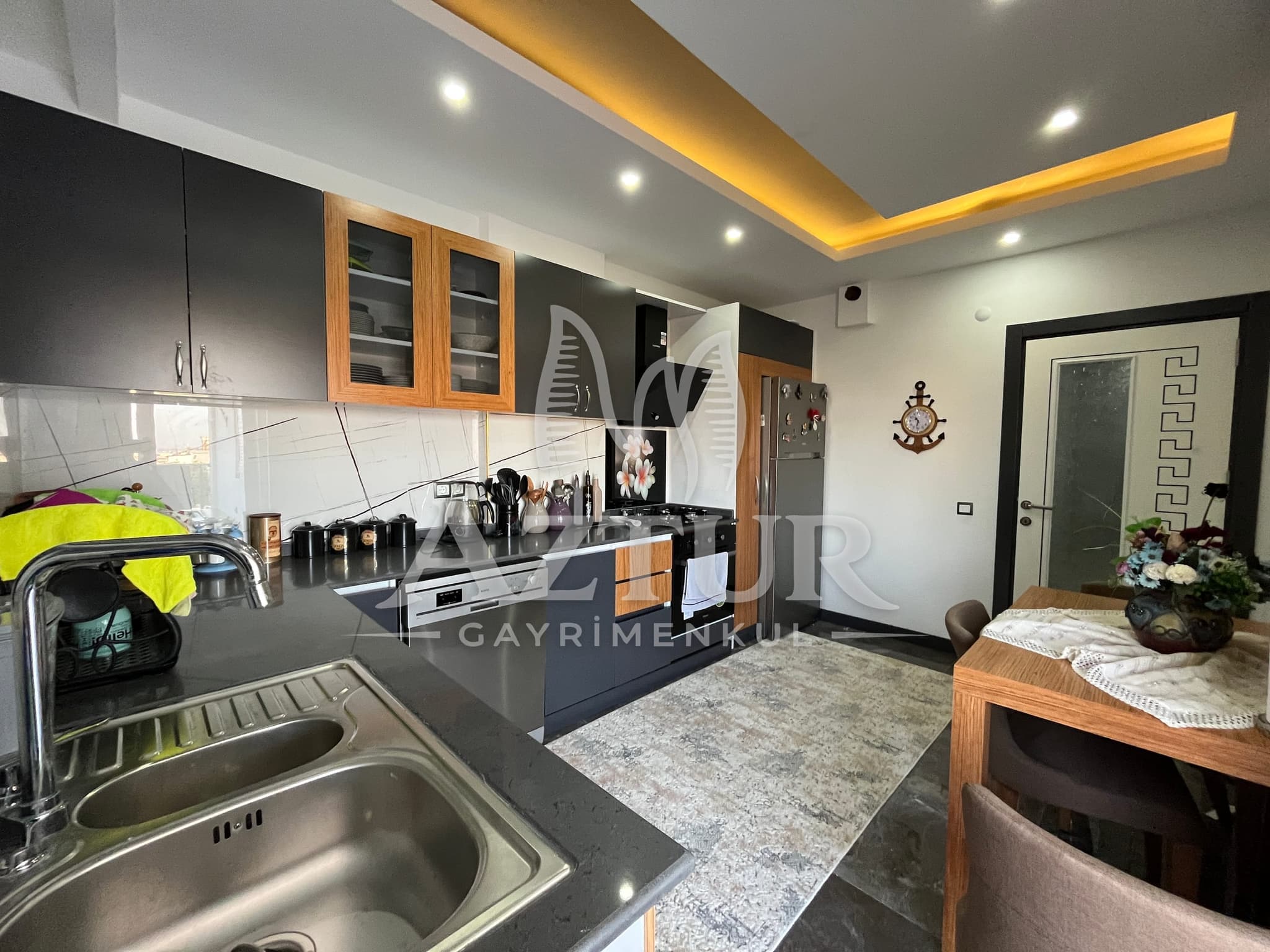 FEVZİ ÇAKMAK MH ZAMUR RESIDENCE 2+1 HAVUZLU SİTE İÇİ LÜKS EŞYALI DAİRE