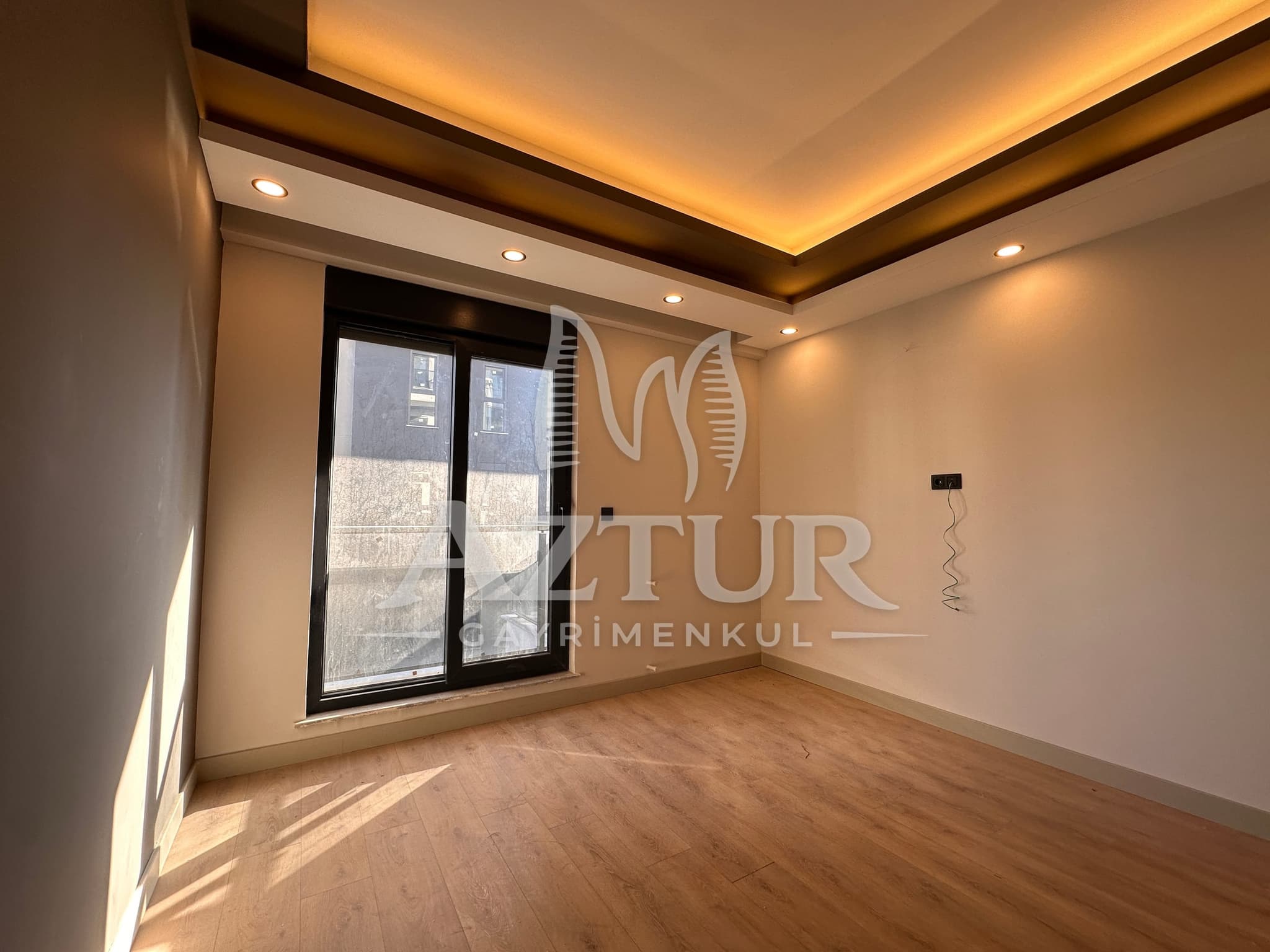 FEVZİ ÇAKMAK'TA HAVUZLU SİTE İÇERİSİNDE 1+1 SATILIK DAİRE